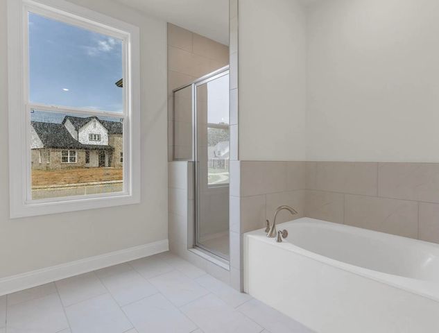 45 HUGHETTA ST, Oakland, TN 38060