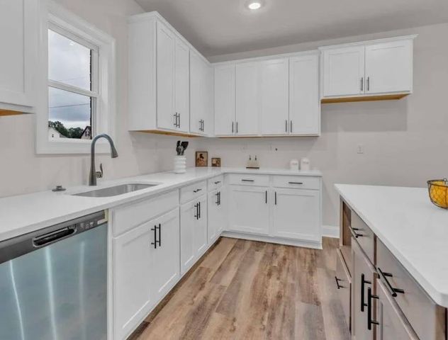 45 HUGHETTA ST, Oakland, TN 38060