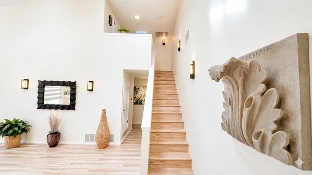 9927 Dichondra Ct, San Diego, CA 92131