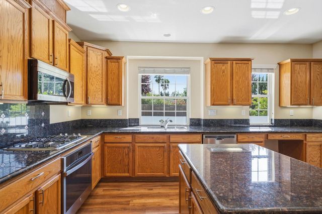 4060 Shaver Ct, West Sacramento, CA 95691