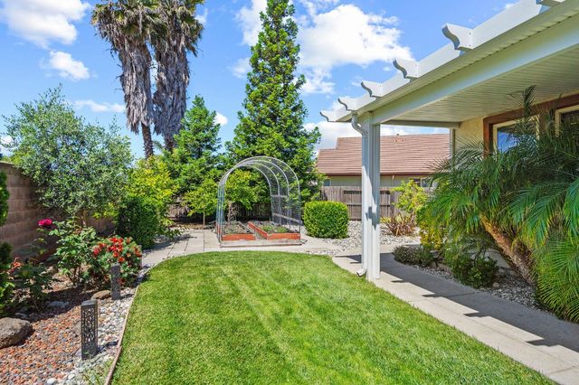 4060 Shaver Ct, West Sacramento, CA 95691