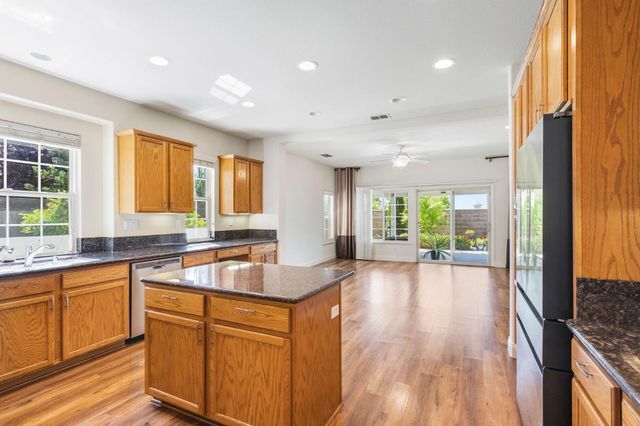 4060 Shaver Ct, West Sacramento, CA 95691