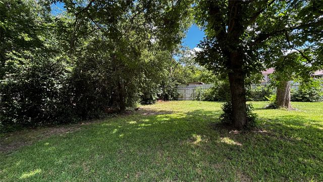 4516 Idaho Avenue, Dallas, TX 75216