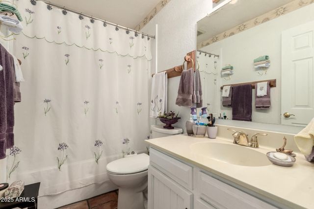 3208 W JUNIPER Avenue, Phoenix, AZ 85053