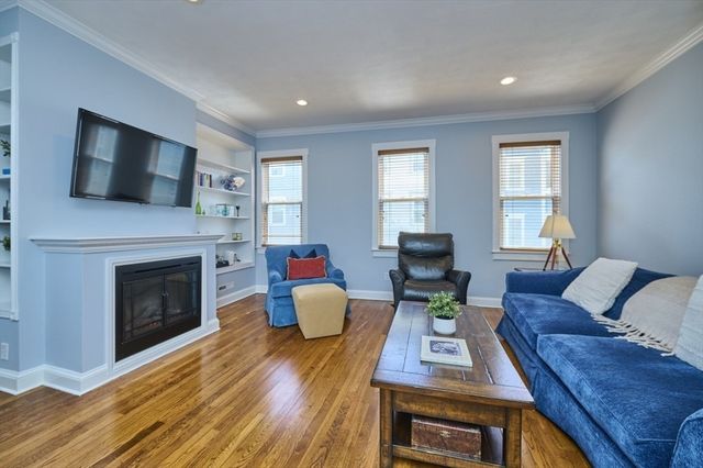 74 School Street 3, Boston, MA 02129