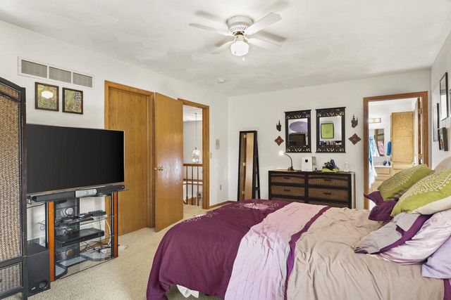 1946 Wallinford Circle, Sun Prairie, WI 53590