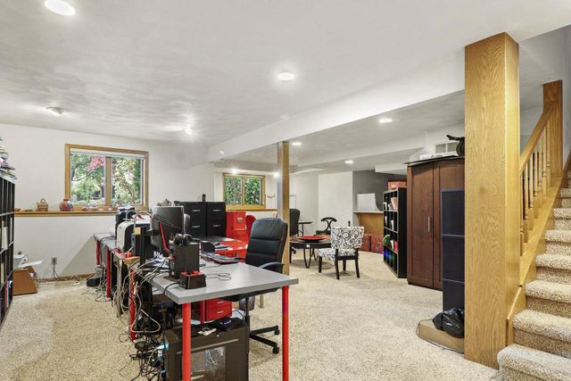 1946 Wallinford Circle, Sun Prairie, WI 53590