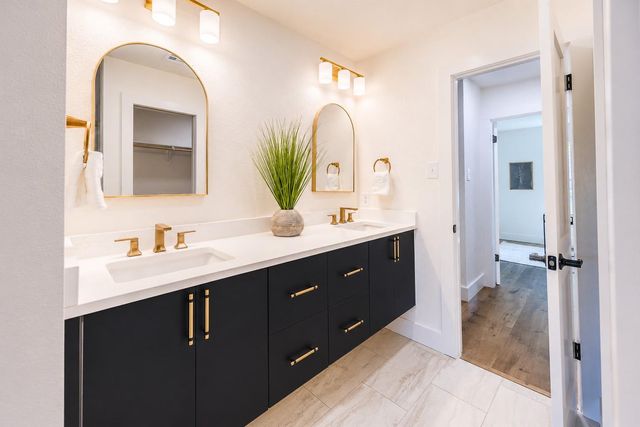 9911 Woodshire DR, Austin, TX 78748