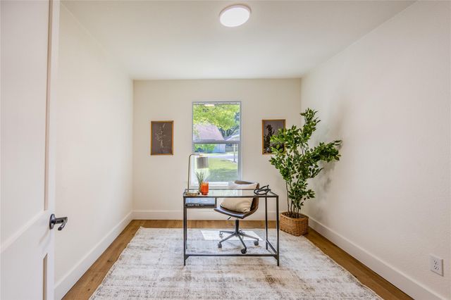 9911 Woodshire DR, Austin, TX 78748
