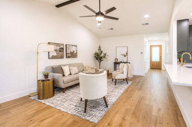 9911 Woodshire DR, Austin, TX 78748