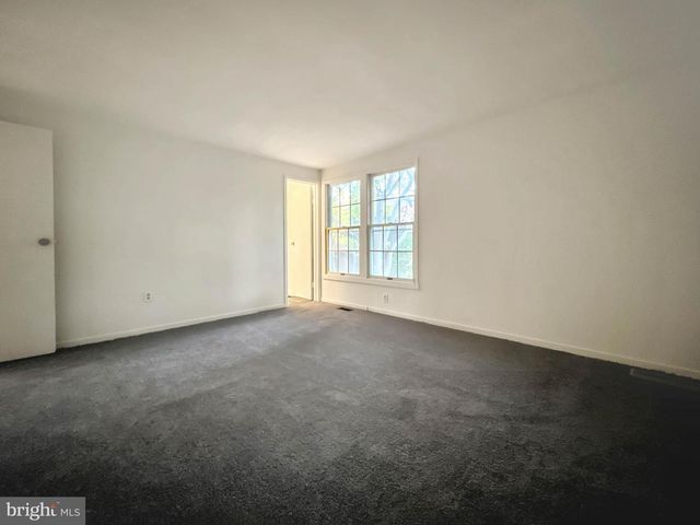 1 WINDWARD CT, Ocean Pines, MD 21811