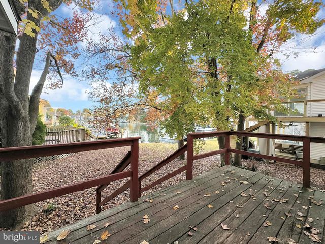 1 WINDWARD CT, Ocean Pines, MD 21811