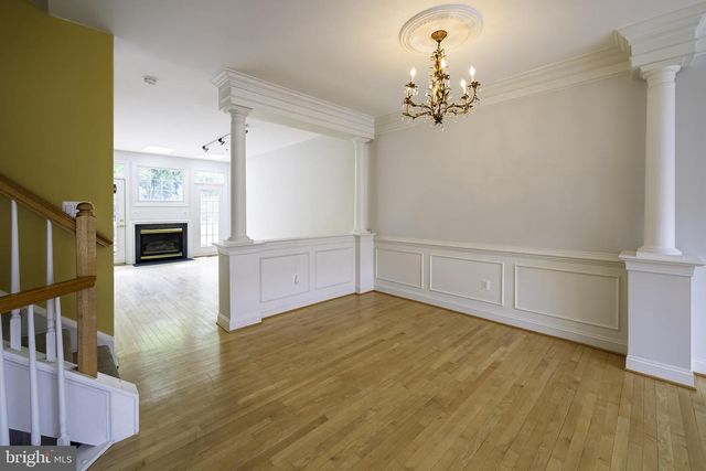 1156 REGAL OAK DR, Rockville, MD 20852