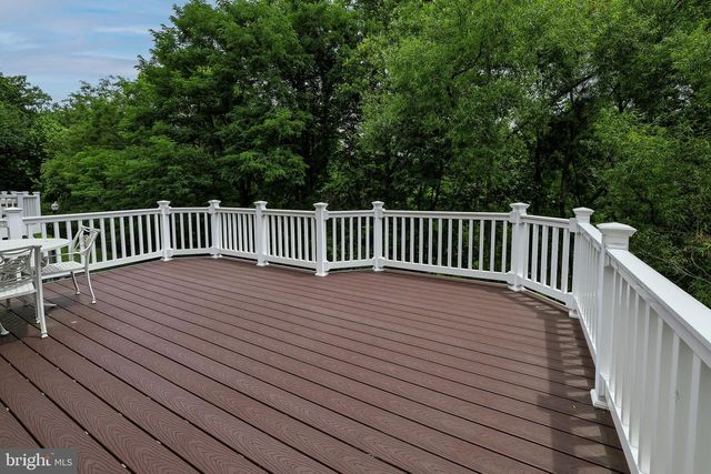 1156 REGAL OAK DR, Rockville, MD 20852