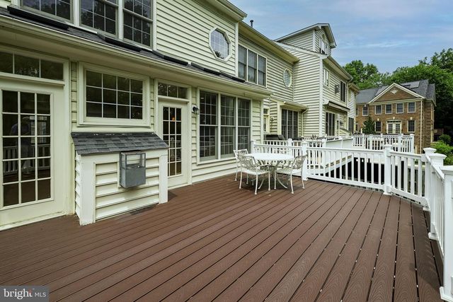 1156 REGAL OAK DR, Rockville, MD 20852