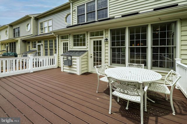 1156 REGAL OAK DR, Rockville, MD 20852