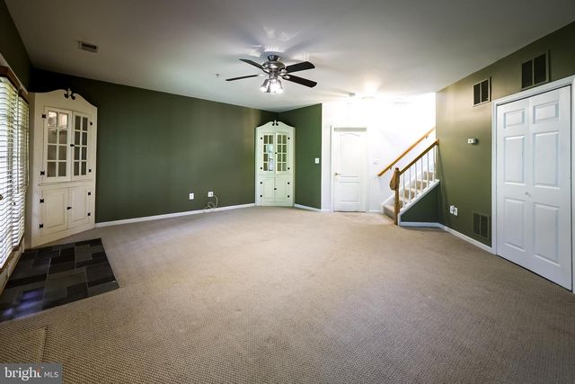 1156 REGAL OAK DR, Rockville, MD 20852