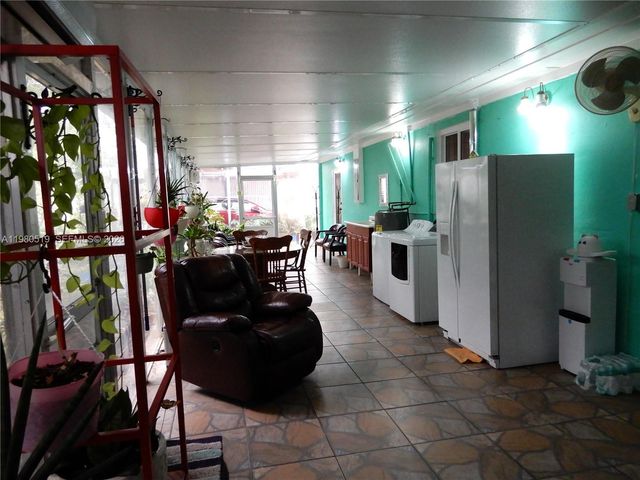 19901 SW 92nd Ave, Cutler Bay, FL 33157