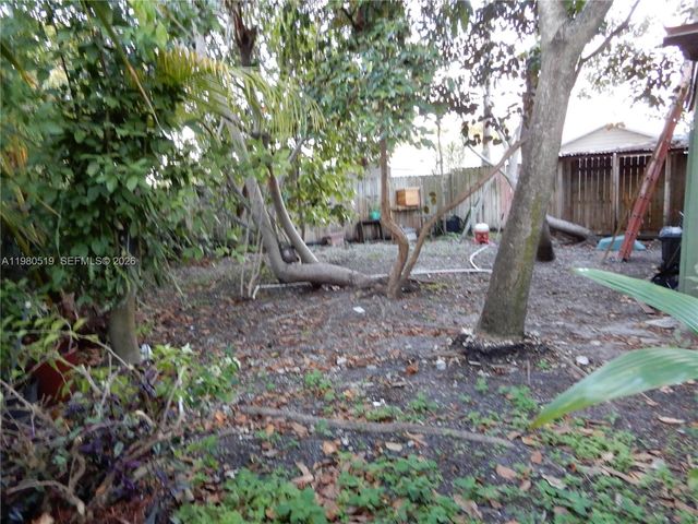 19901 SW 92nd Ave, Cutler Bay, FL 33157