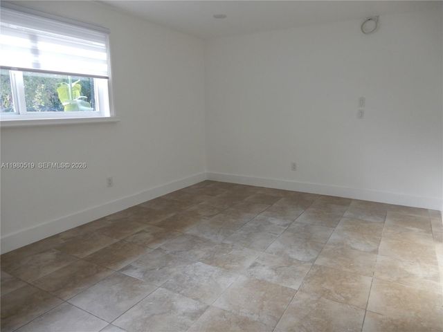 19901 SW 92nd Ave, Cutler Bay, FL 33157