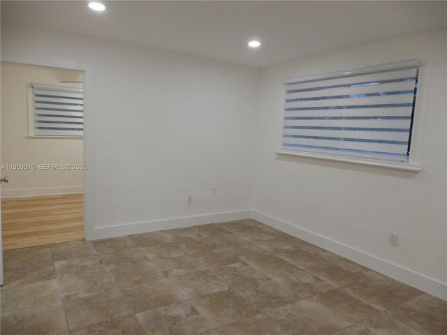 19901 SW 92nd Ave, Cutler Bay, FL 33157