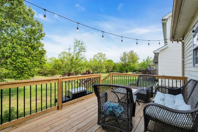 2940 Riverbend Dr, Nashville, TN 37214