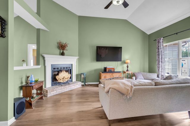 2940 Riverbend Dr, Nashville, TN 37214