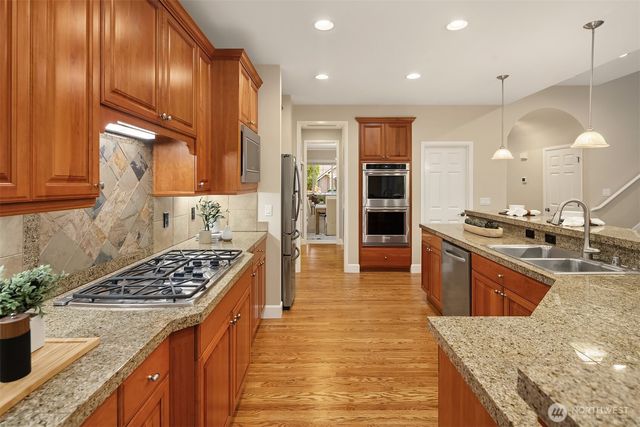 322 240th Place SE, Sammamish, WA 98074