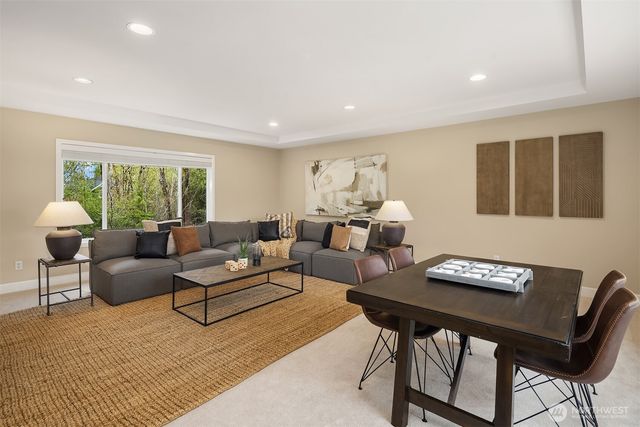 322 240th Place SE, Sammamish, WA 98074