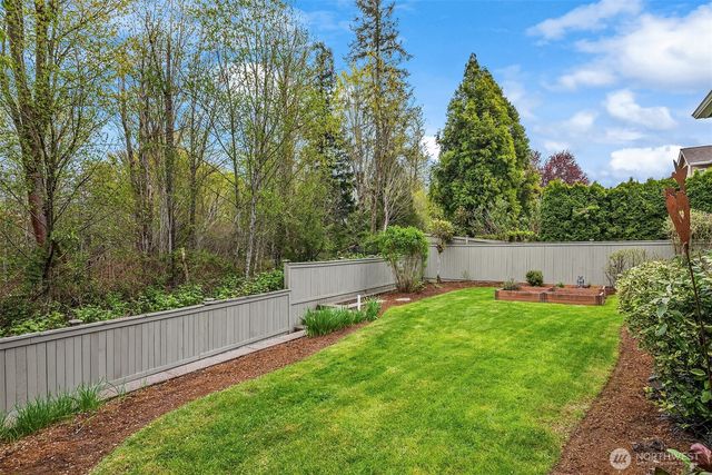 322 240th Place SE, Sammamish, WA 98074