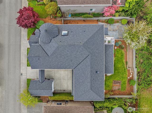 322 240th Place SE, Sammamish, WA 98074