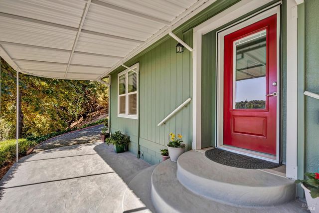 14986 Western Mine Rd, Middletown, CA 95461