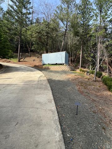 14986 Western Mine Rd, Middletown, CA 95461