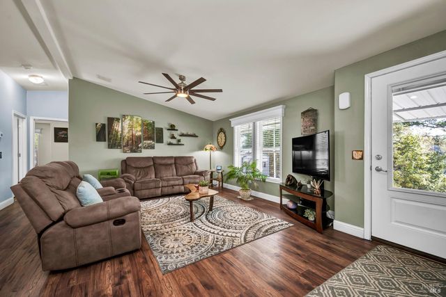 14986 Western Mine Rd, Middletown, CA 95461