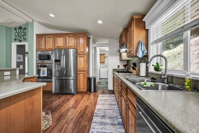 14986 Western Mine Rd, Middletown, CA 95461
