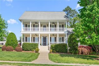 1018 Lochshire Drive, Burlington, NC 27215