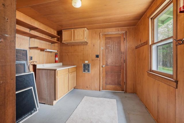 E1875 DOEDE LANE, Iola, WI 54945