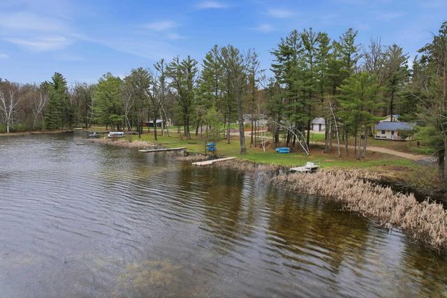 E1875 DOEDE LANE, Iola, WI 54945