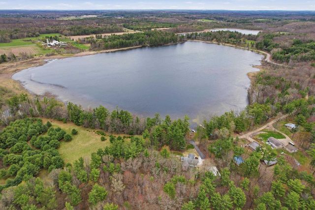 E1875 DOEDE LANE, Iola, WI 54945