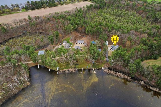 E1875 DOEDE LANE, Iola, WI 54945