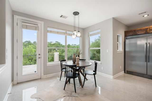 2901 Demona DR, Austin, TX 78733