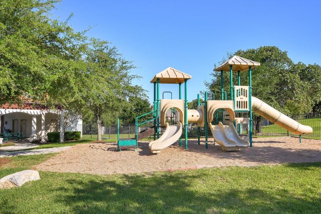 2901 Demona DR, Austin, TX 78733