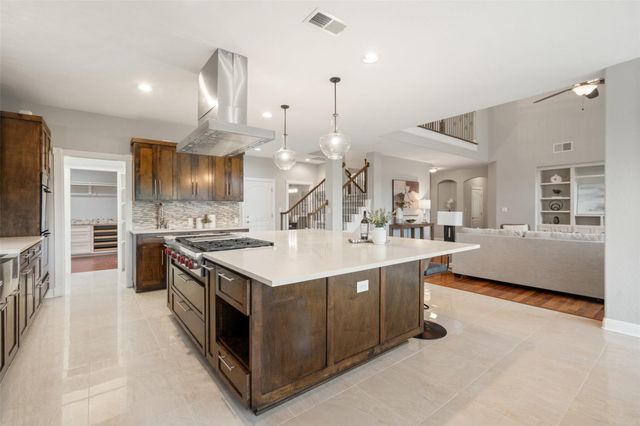 2901 Demona DR, Austin, TX 78733