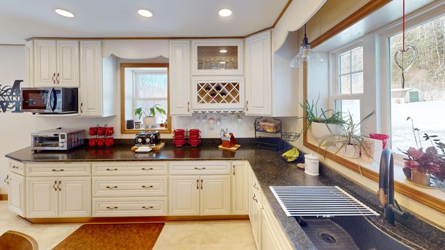 1080 Peasleeville Road, Schuyler Falls, NY 12985