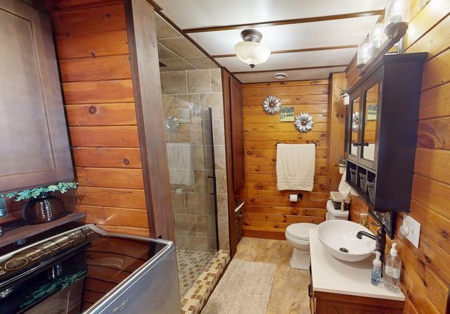 1080 Peasleeville Road, Schuyler Falls, NY 12985