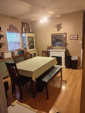 14607 Central Park Avenue, Midlothian, IL 60445