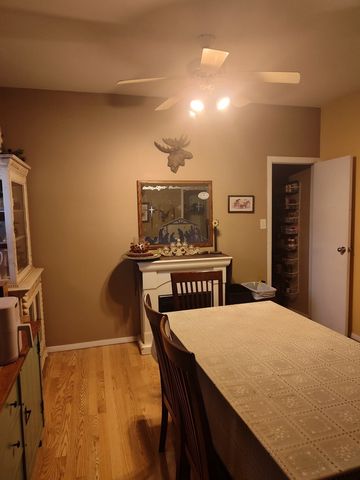 14607 Central Park Avenue, Midlothian, IL 60445
