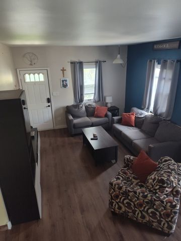 14607 Central Park Avenue, Midlothian, IL 60445