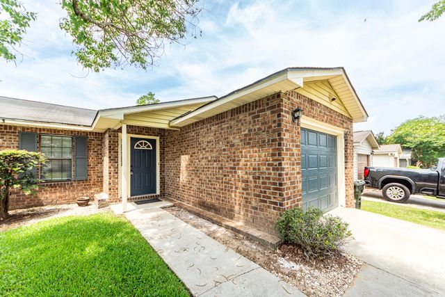 823 Winthrop Street B, Ladson, SC 29456