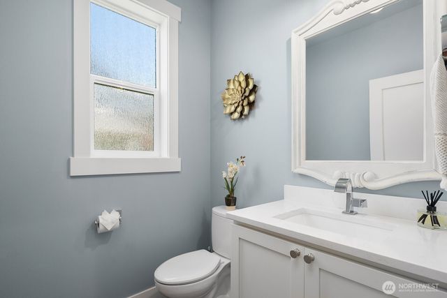 226 E 2nd Street, North Bend, WA 98045